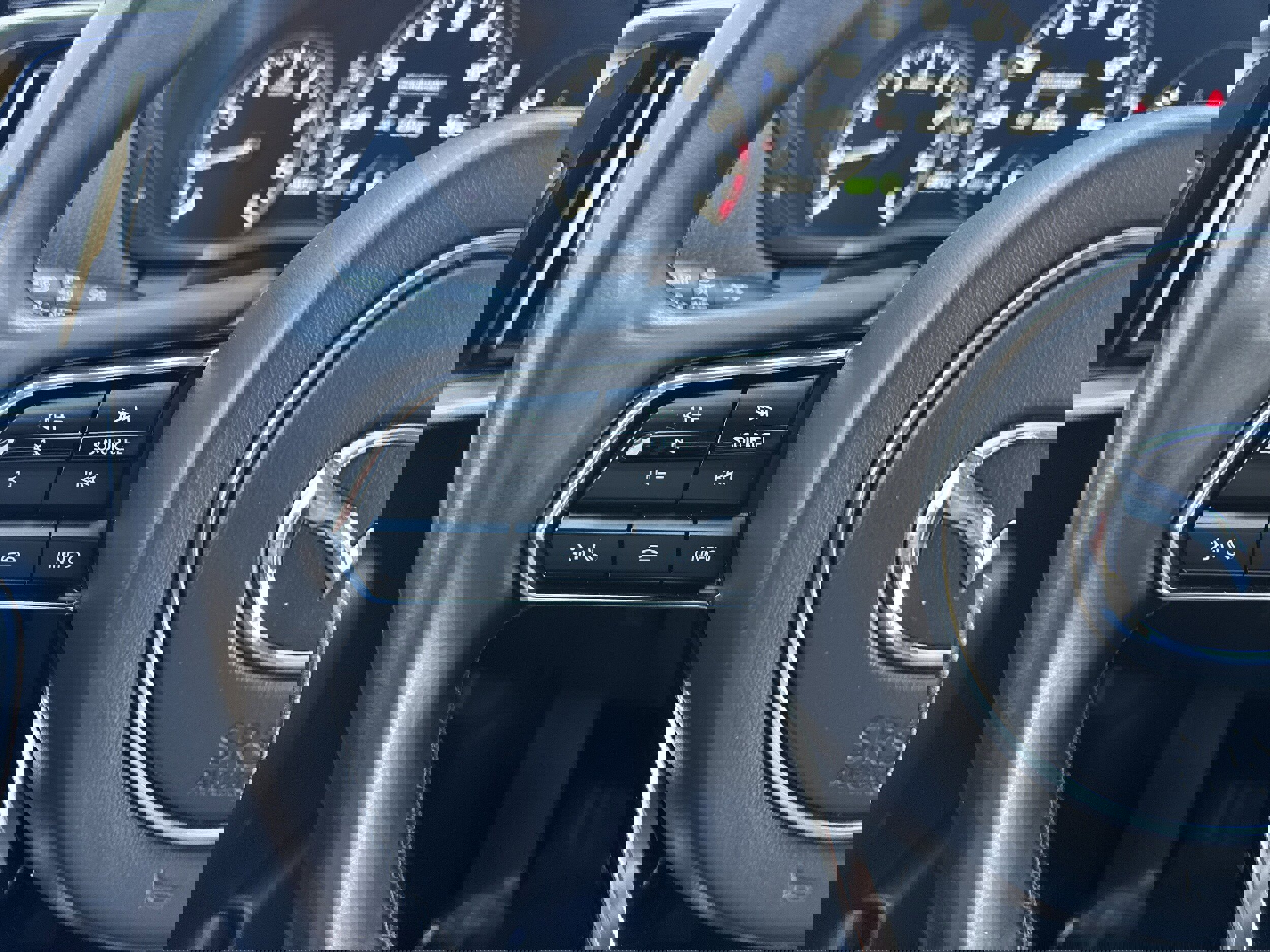 Used 2024 MAZDA CX-90 3.3 Turbo w/ Preferred Plus image 28