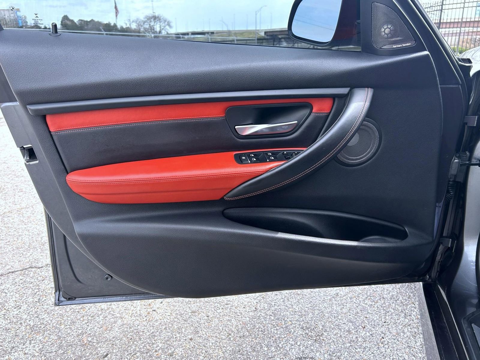 Used 2016 BMW M3 image 9