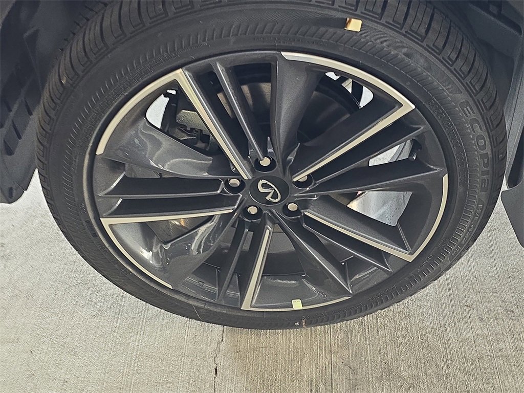 New 2025 INFINITI QX50 Sport image 8