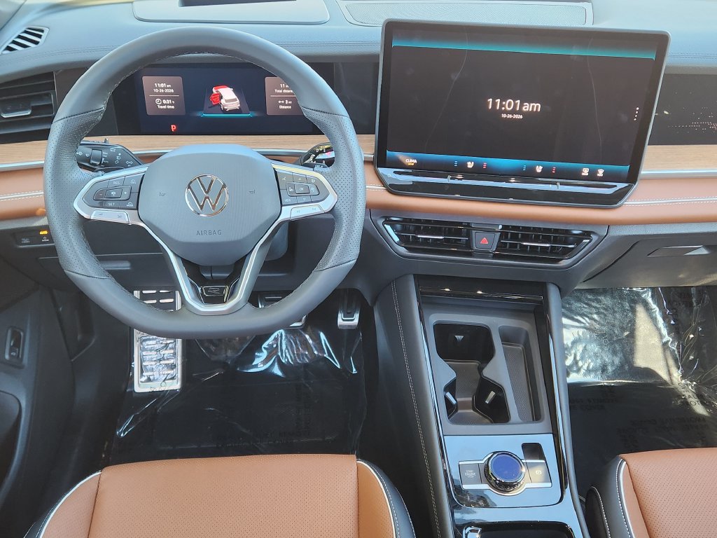 New 2027 Volkswagen Tiguan SEL R-Line AWD/4WD image 2