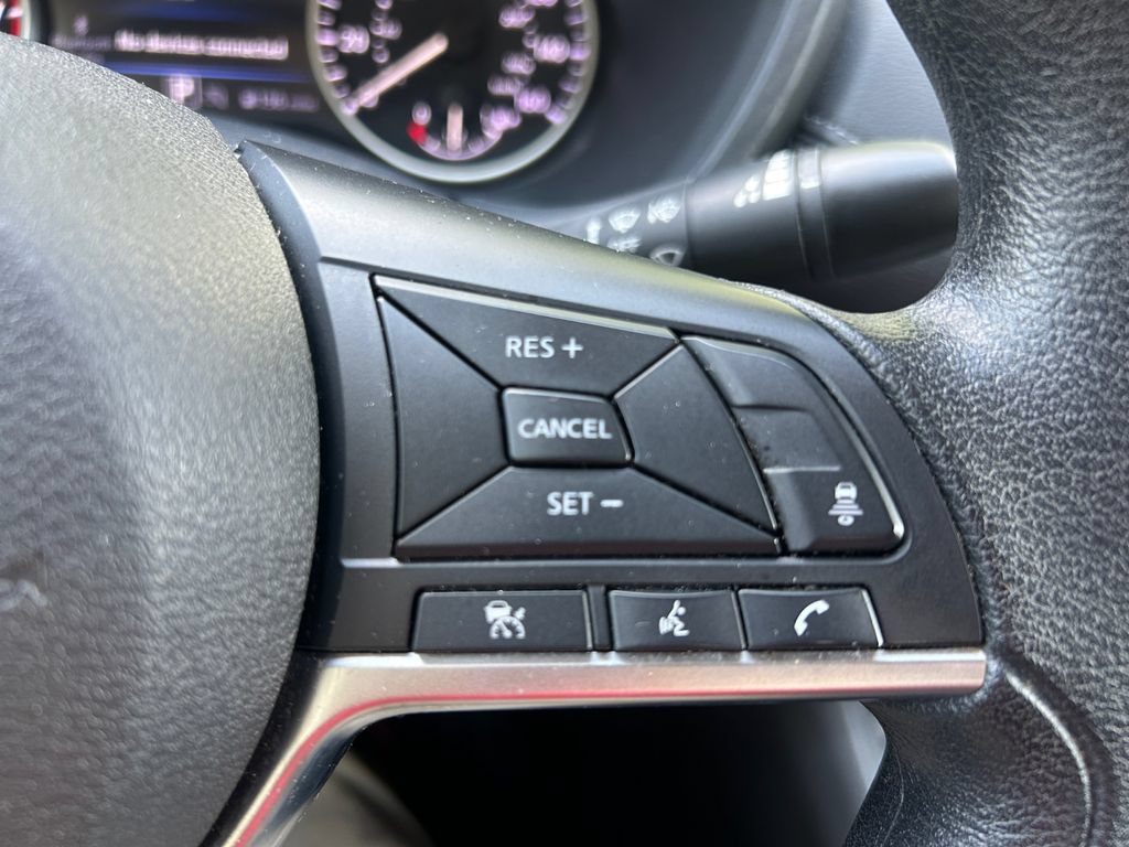 Used 2025 Nissan Sentra SV FWD image 16