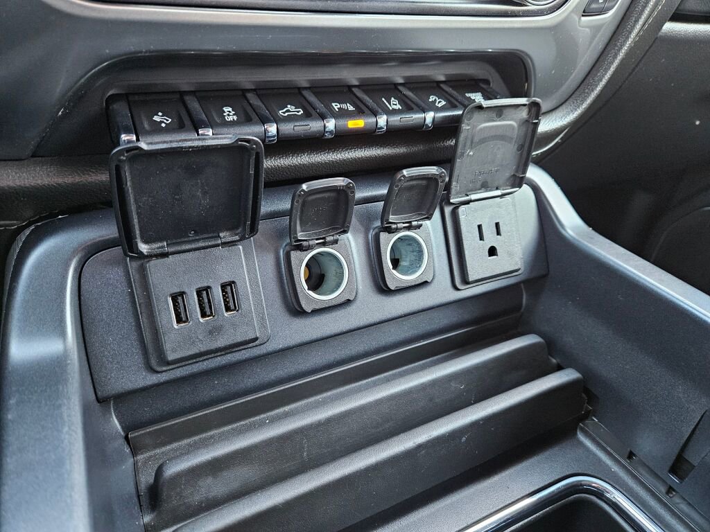 Used 2015 Chevrolet Silverado 3500 LTZ w/ Duramax Plus Package image 28