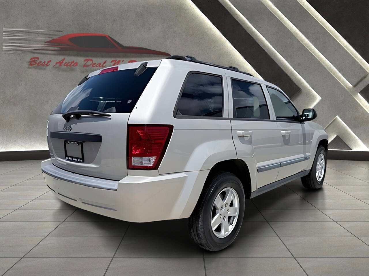 Used 2007 Jeep Grand Cherokee Laredo w/ Cargo Convenience Group RWD image 11