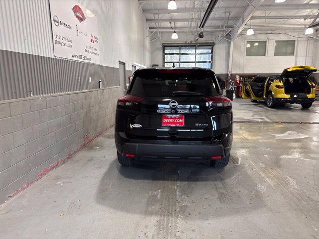 Used 2024 Nissan Rogue SV AWD/4WD image 4