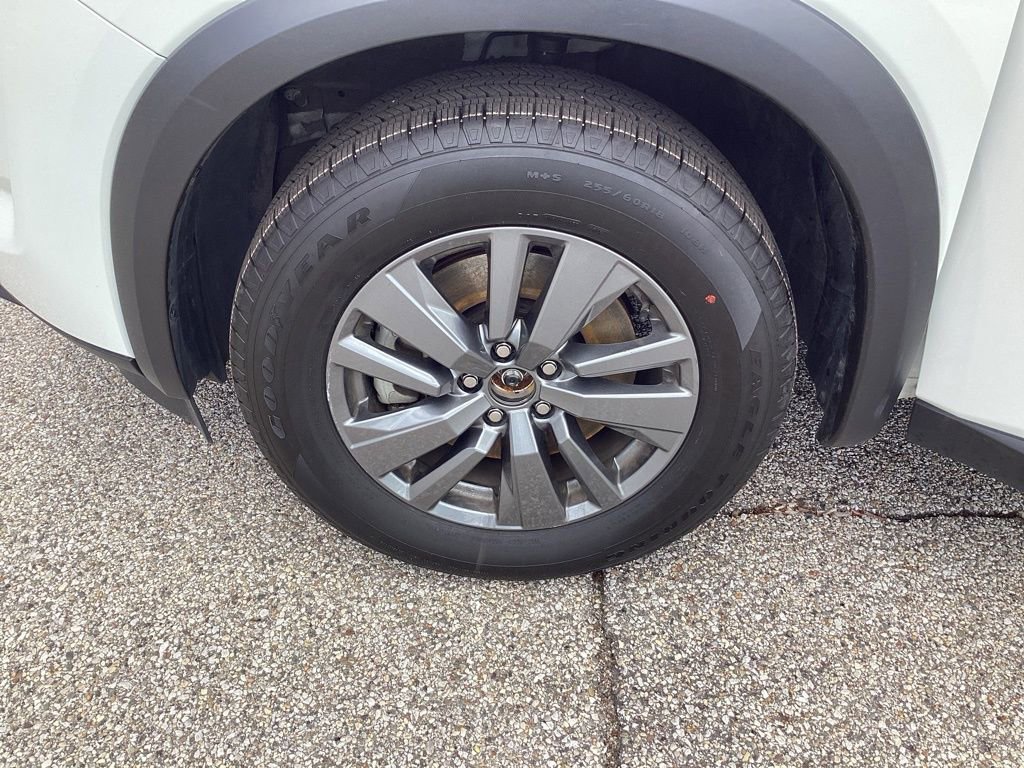 Used 2025 Nissan Pathfinder SV AWD/4WD image 39