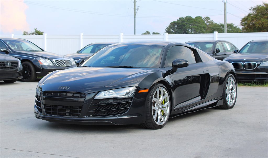 Used 2010 Audi R8 V10 image 3