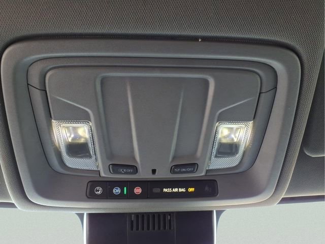 Used 2025 GMC Sierra 3500 SLT image 24