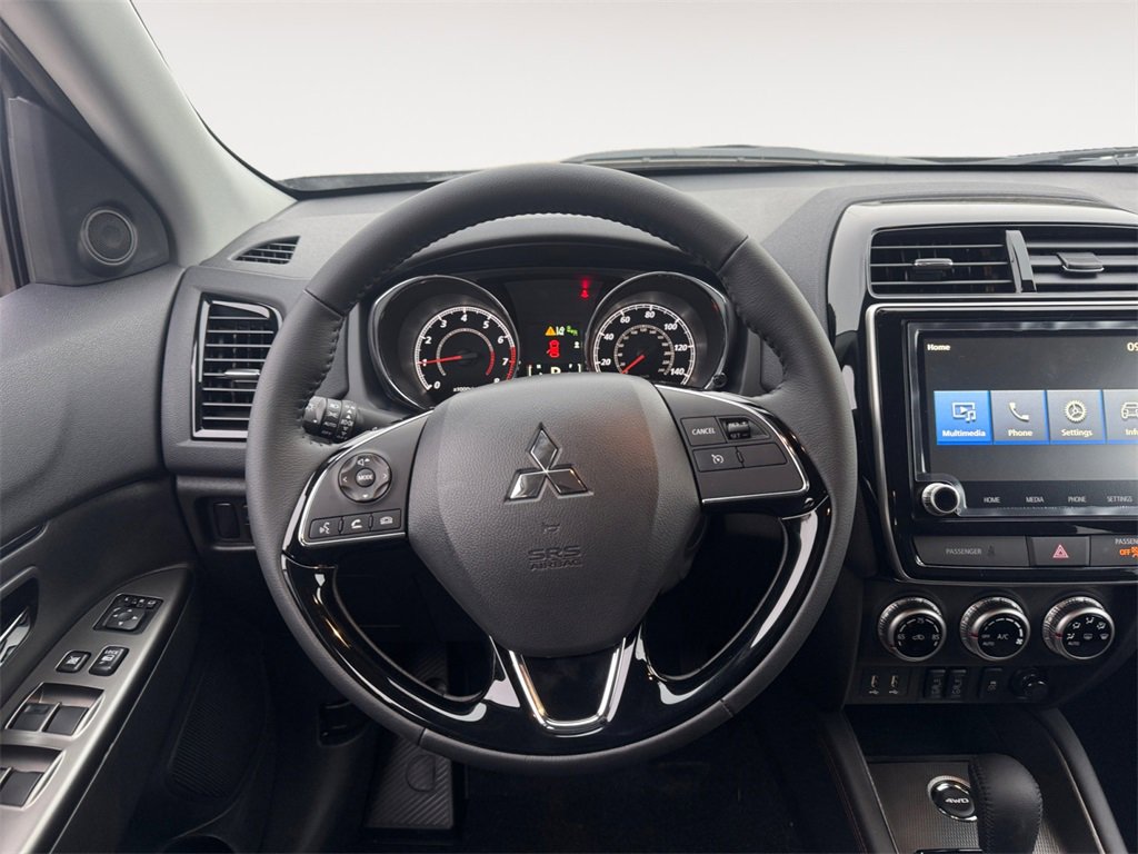 New 2025 Mitsubishi Outlander Sport SE image 12