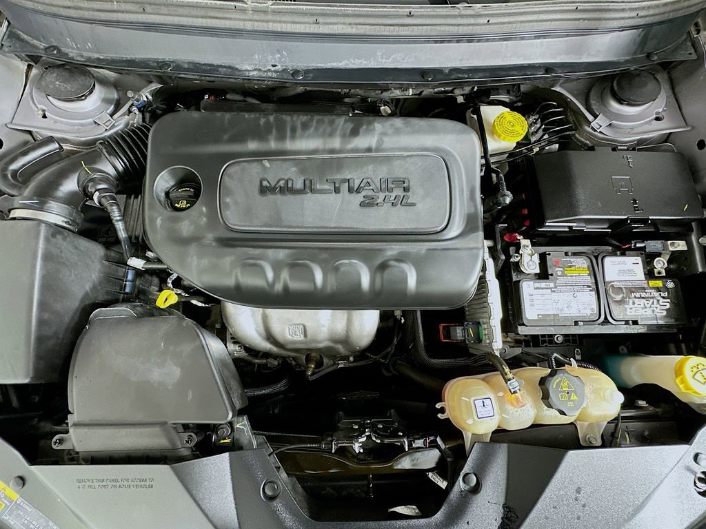 Used 2019 Jeep Cherokee Latitude Plus image 29