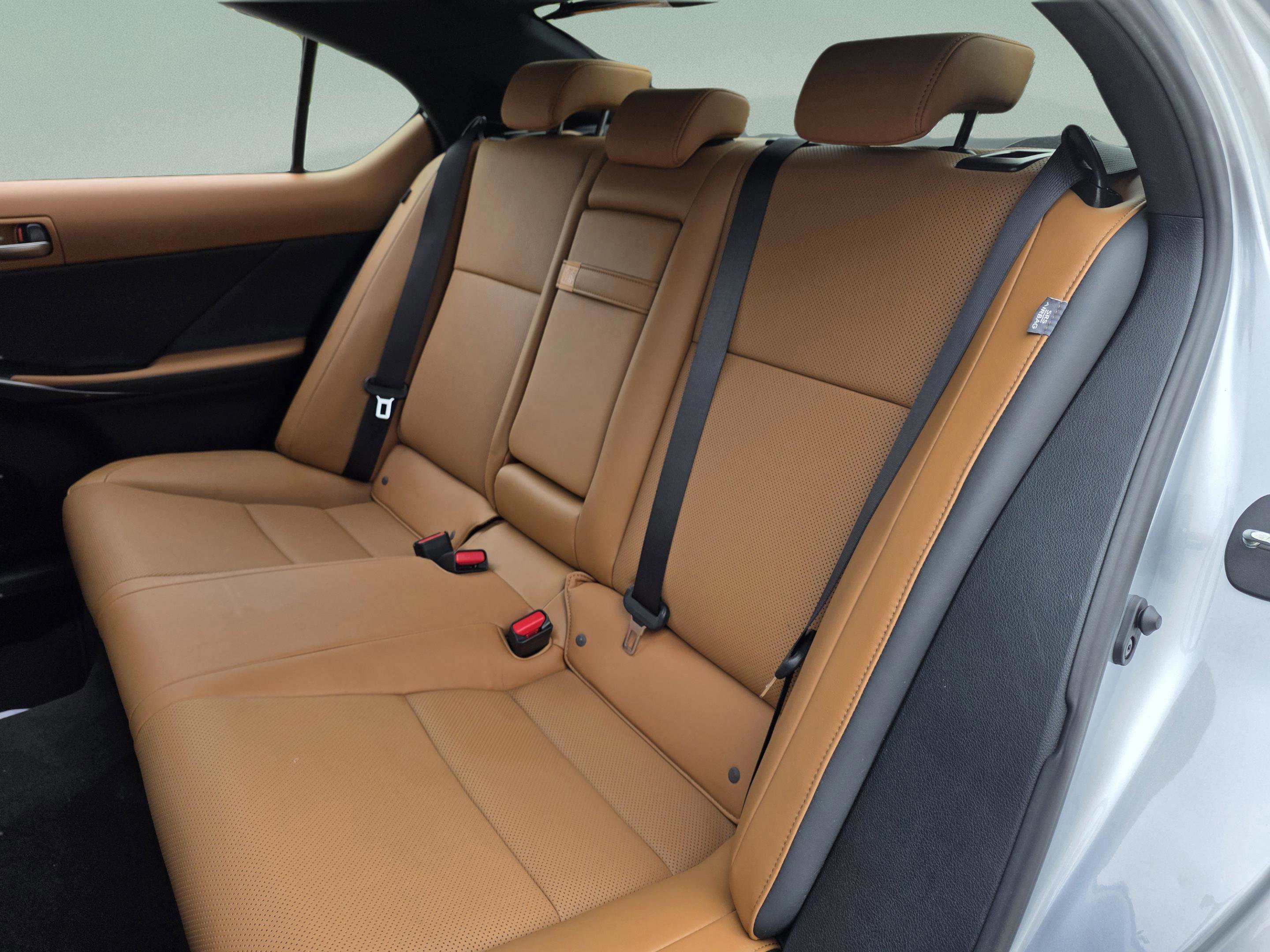 Used 2024 Lexus IS 300 w/ Premium Package image 18