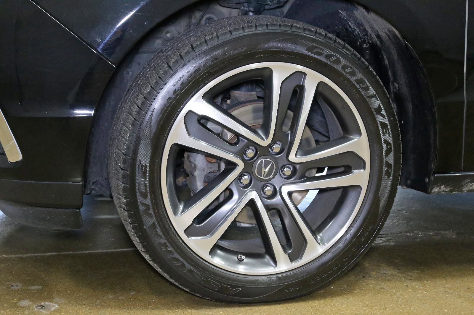 Used 2018 Acura MDX SH-AWD w/ Advance Package image 22