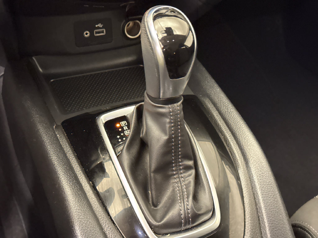 Used 2021 Nissan Rogue Sport SV FWD image 27