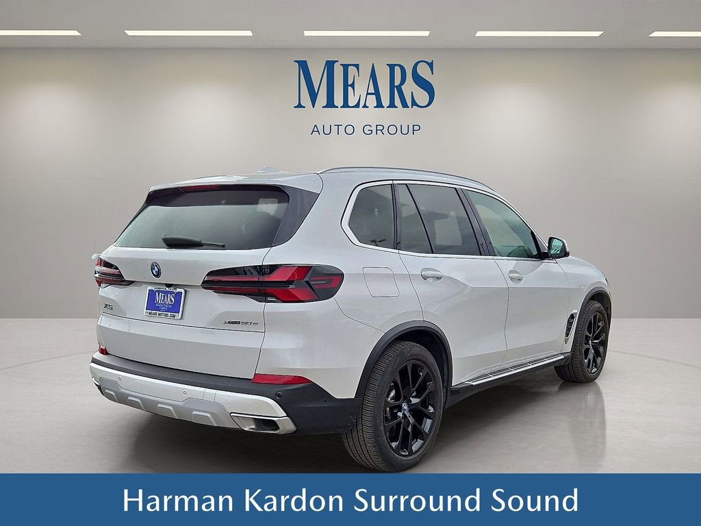 Used 2024 BMW X5 xDrive50e image 6