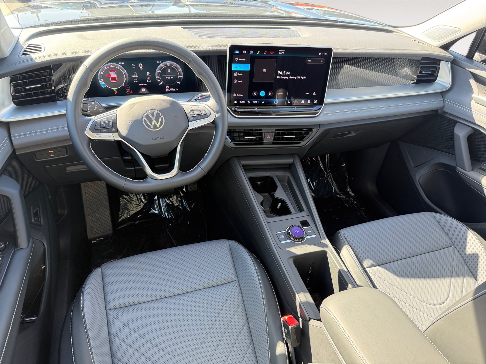 New 2026 Volkswagen Tiguan SE AWD/4WD image 15