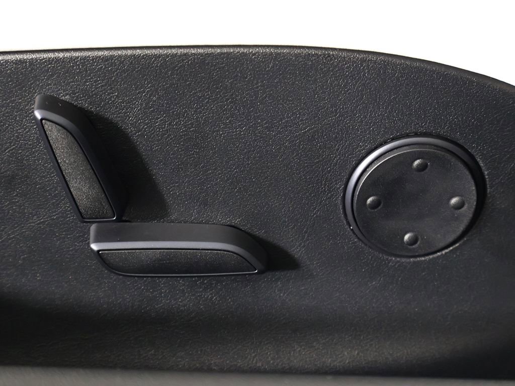 Used 2019 Tesla Model S 100D image 36