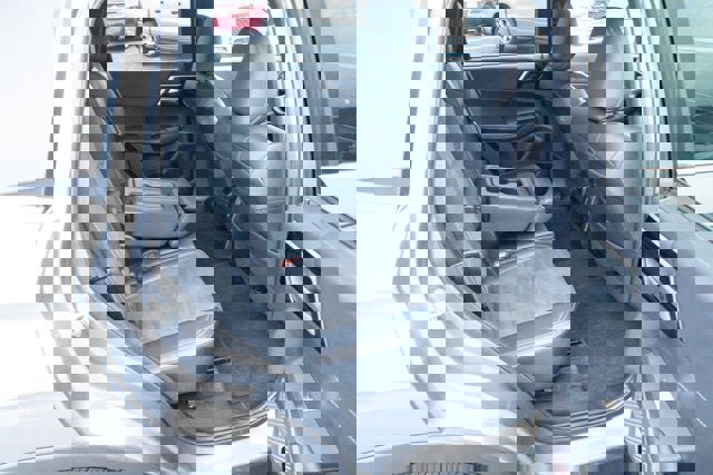 Used 2024 Mitsubishi Outlander SE Black Edition image 38