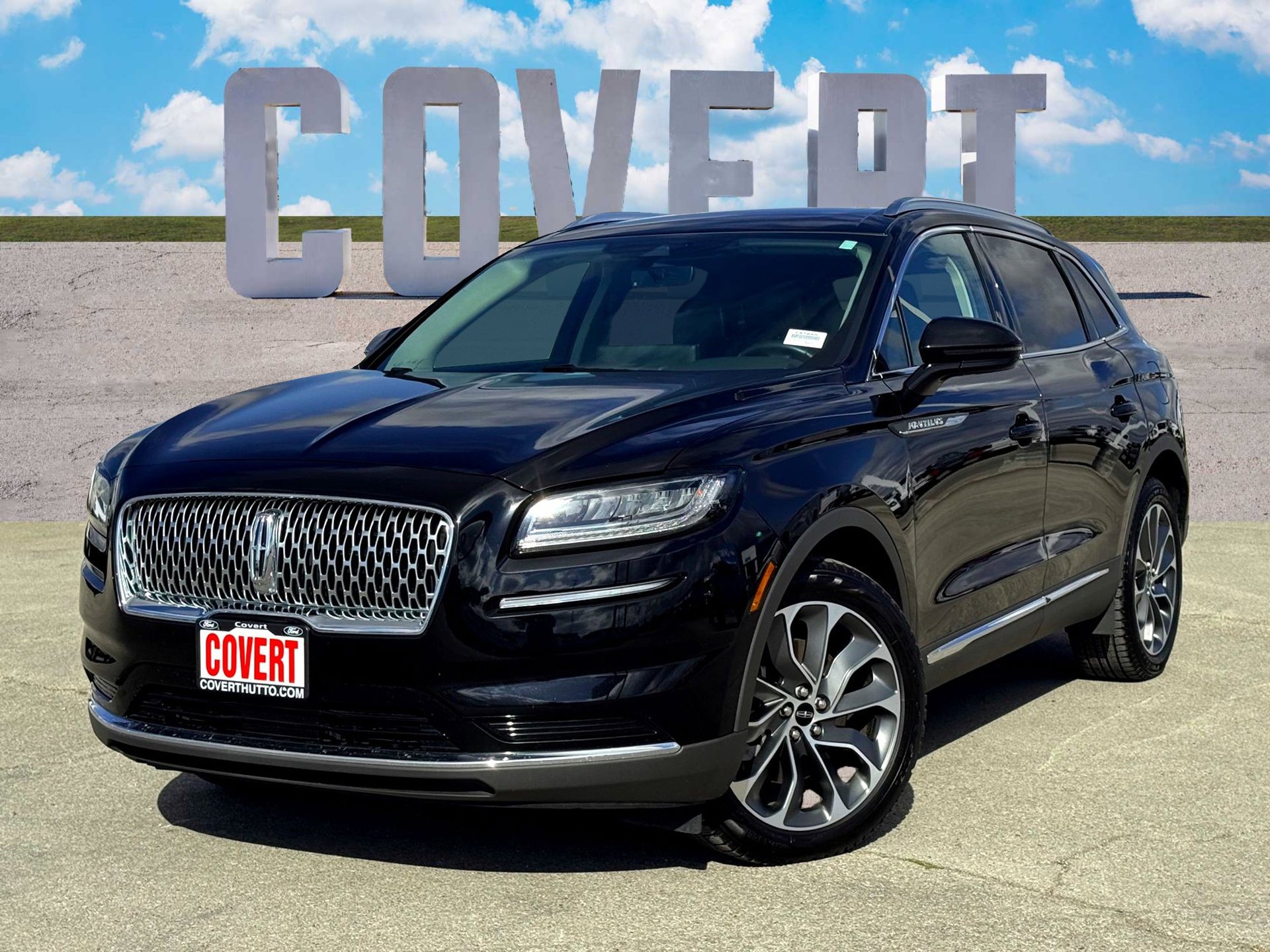 Used 2022 Lincoln Nautilus Reserve