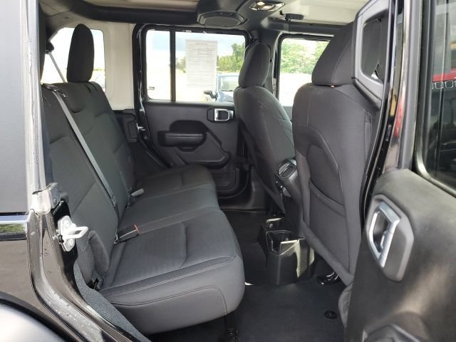 Used 2022 Jeep Wrangler Unlimited Sport AWD/4WD image 23
