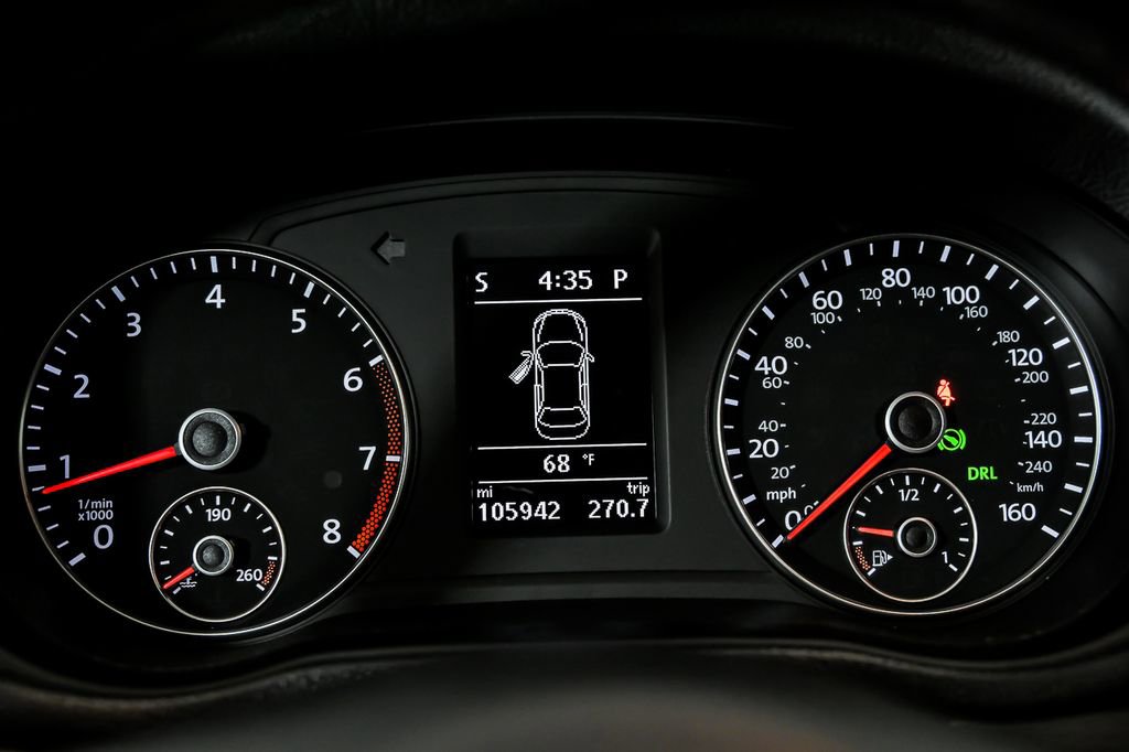 Used 2014 Volkswagen Passat 1.8T SE image 18