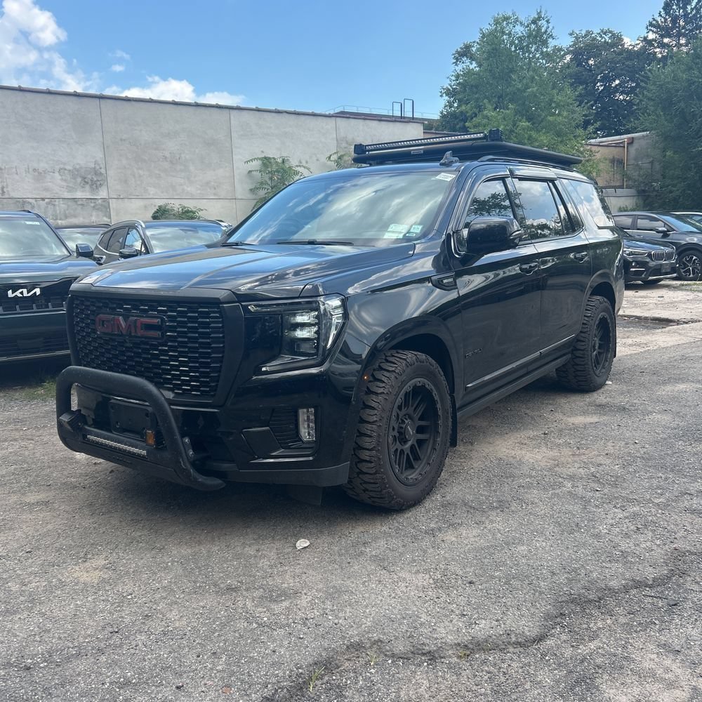 Used 2021 GMC Yukon Denali AWD/4WD image 3