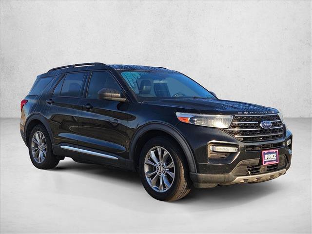 Used 2020 Ford Explorer XLT w/ Equipment Group 202A image 3