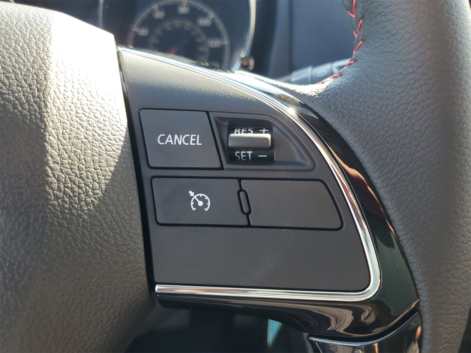 New 2025 Mitsubishi Outlander Sport LE image 12