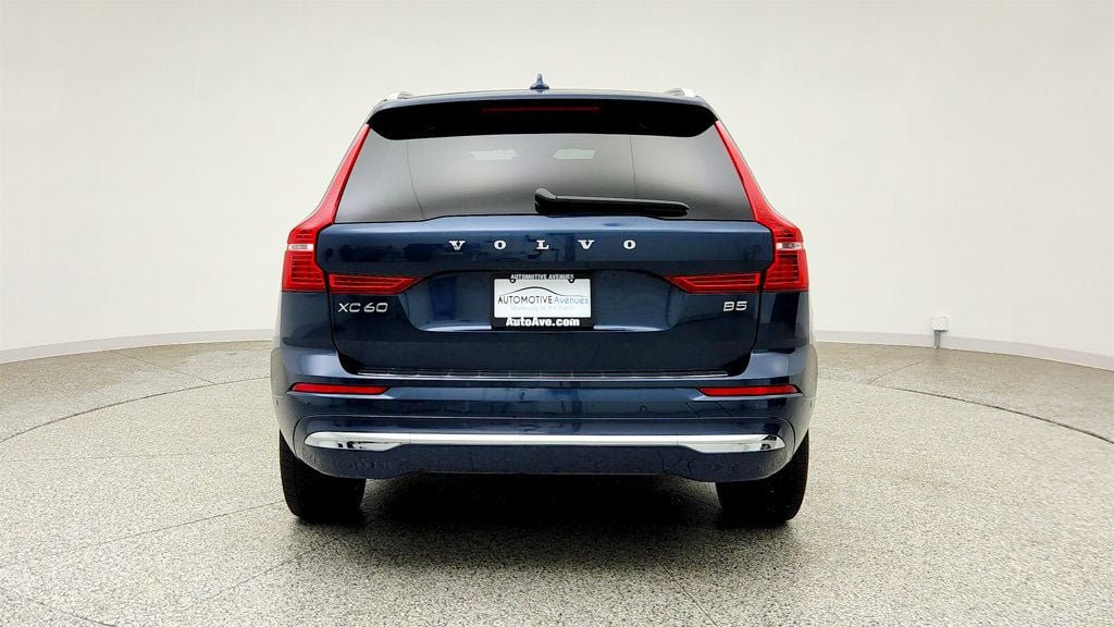 Used 2022 Volvo XC60 B5 Inscription w/ Advanced Package FWD image 6