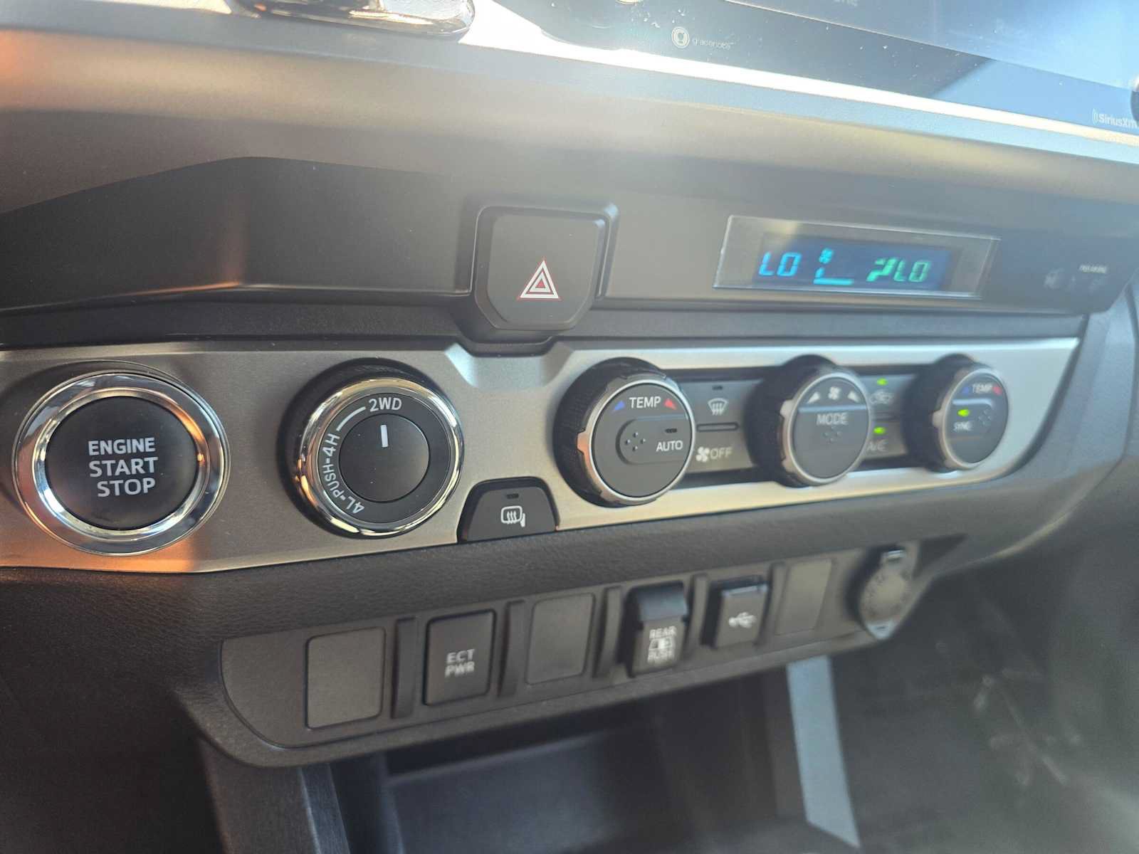 Used 2023 Toyota Tacoma SR5 AWD/4WD image 28