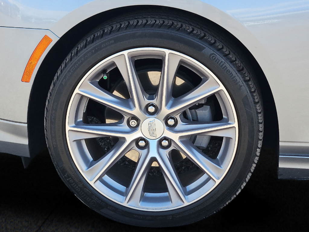Used 2025 Cadillac CT4 Sport AWD/4WD image 8