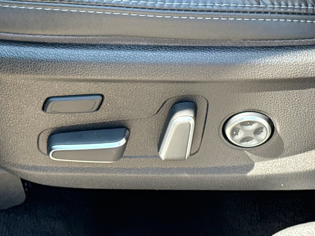 Used 2022 Hyundai Santa Fe Calligraphy FWD image 23