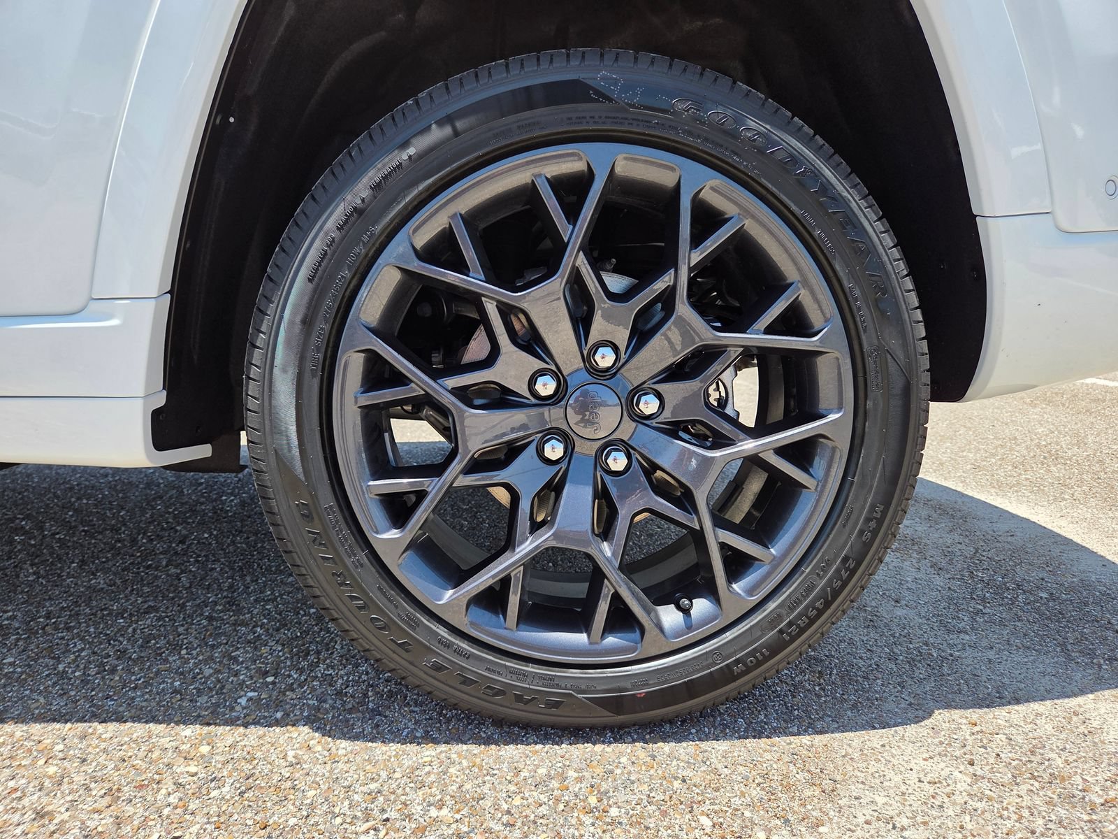 New 2026 Jeep Grand Cherokee Summit AWD/4WD image 9