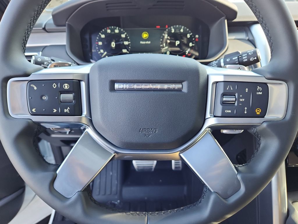New 2026 Land Rover Discovery Limited Edition AWD/4WD image 18