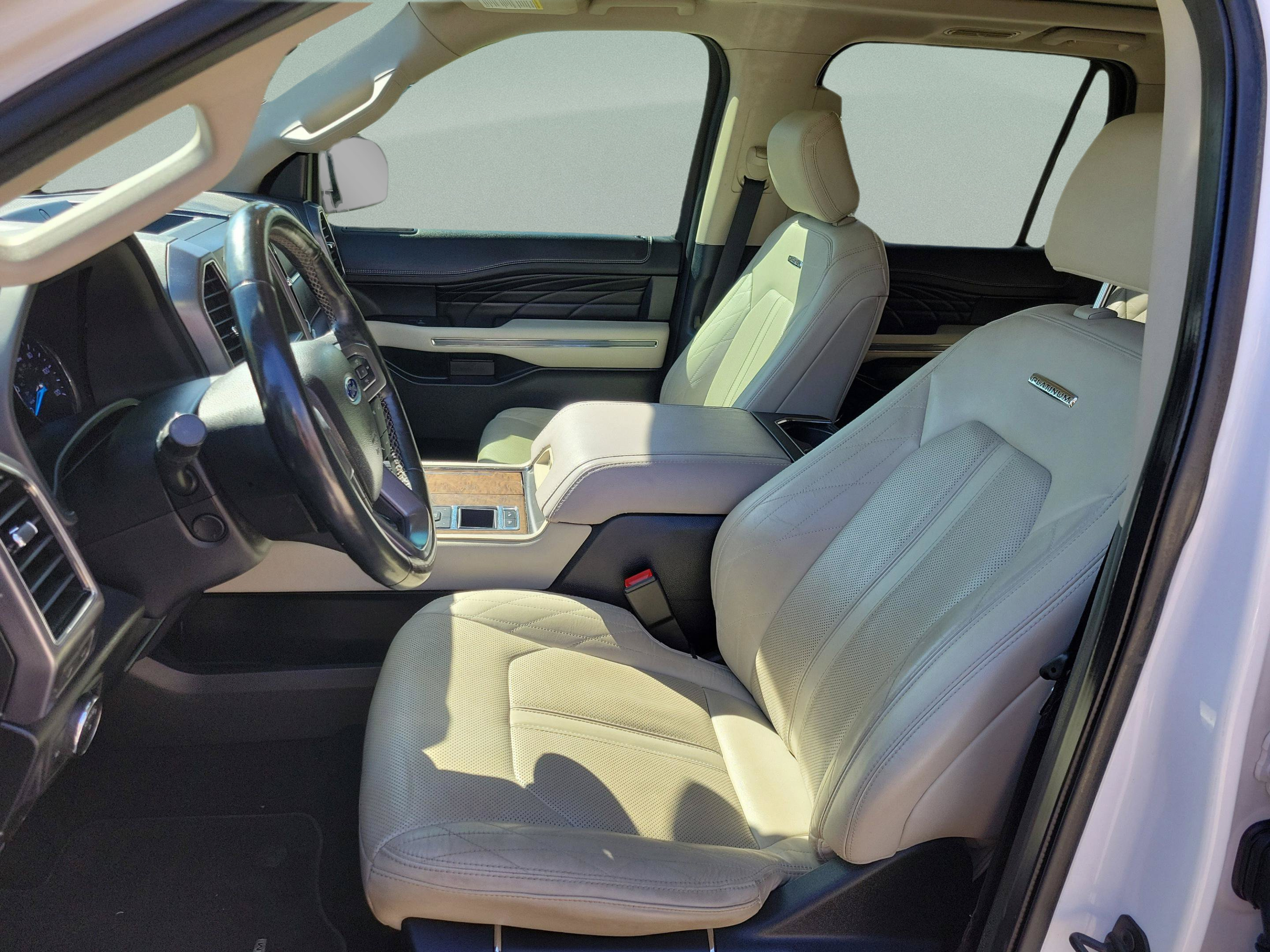Used 2019 Ford Expedition Platinum RWD image 28