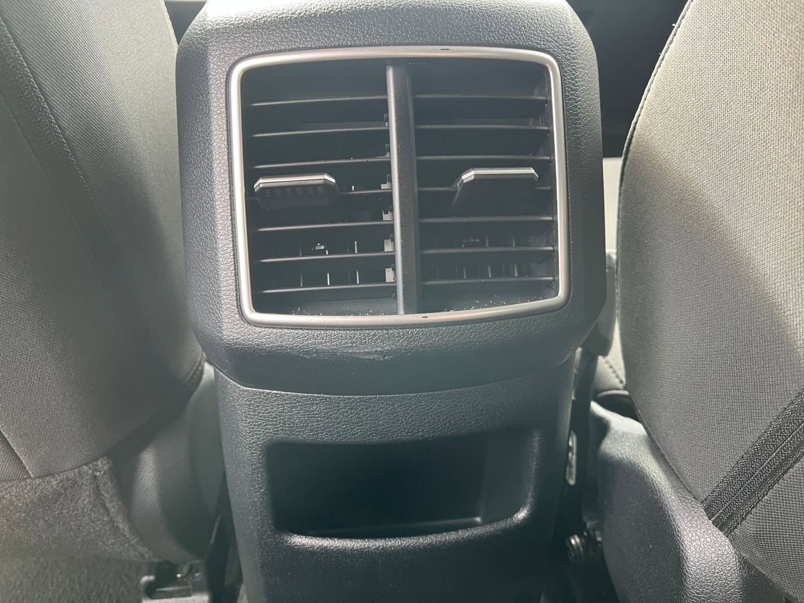 Used 2025 Kia Sportage LX FWD image 23