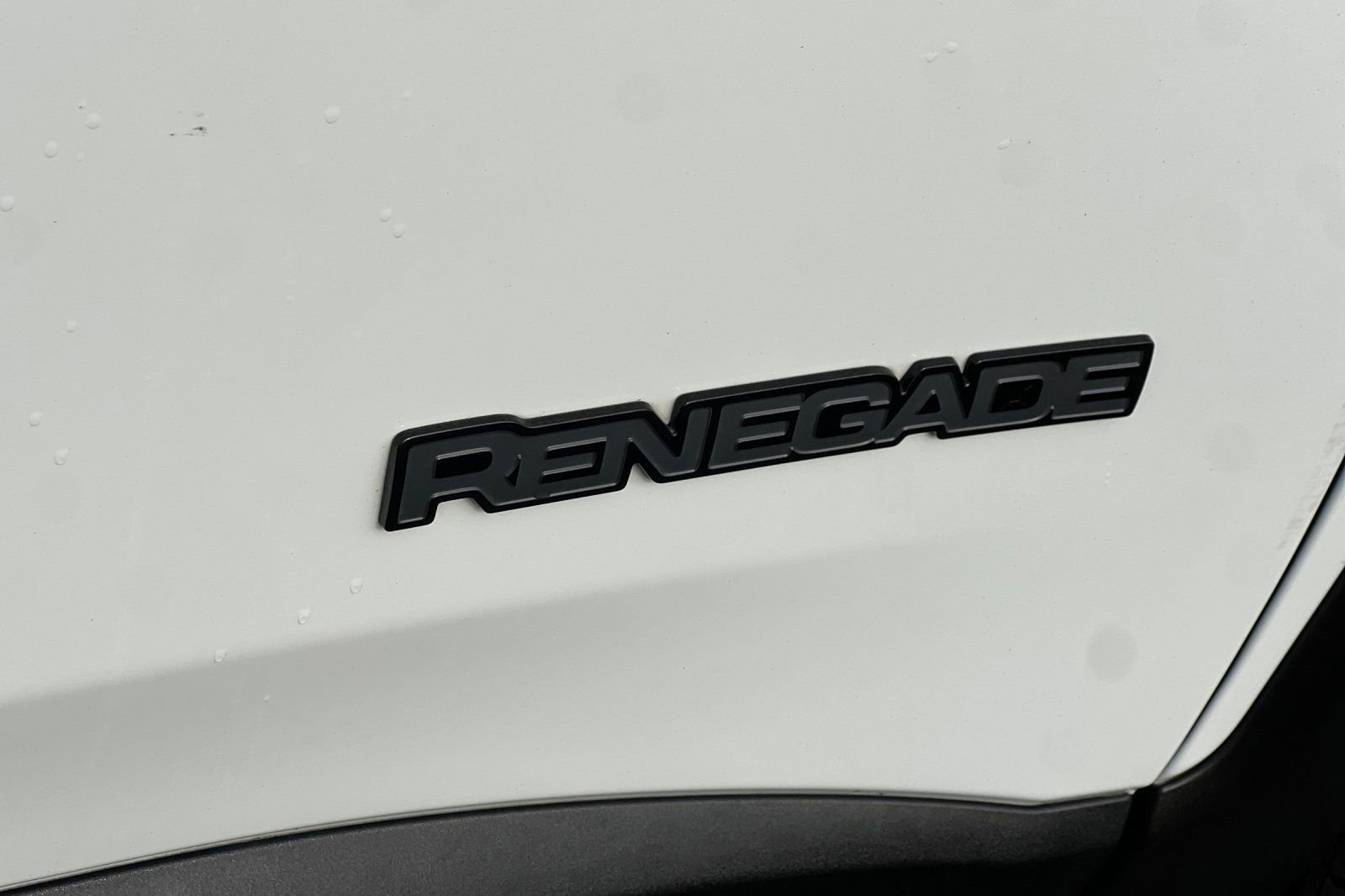 Used 2023 Jeep Renegade Latitude AWD/4WD image 28