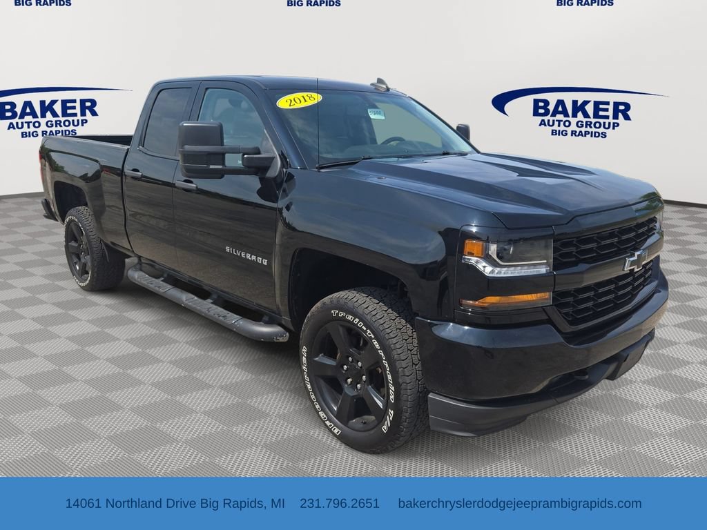 Used 2018 Chevrolet Silverado 1500 Custom w/ Custom Value Package AWD/4WD image 1