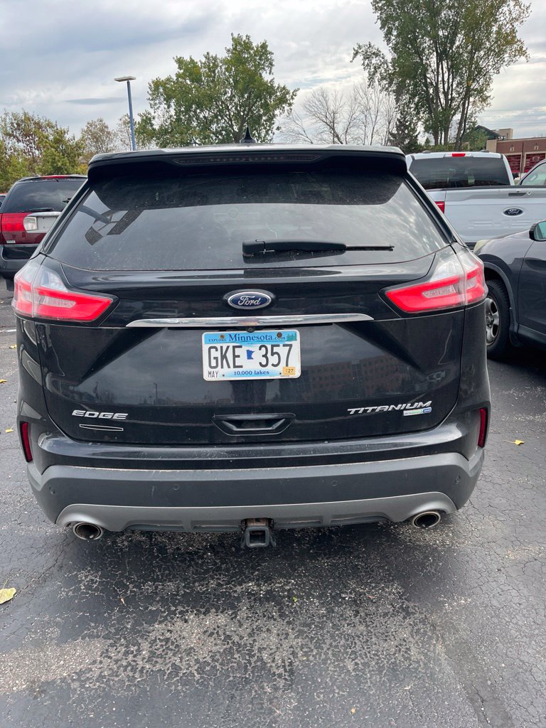 Used 2019 Ford Edge Titanium w/ Cold Weather Package AWD/4WD image 6