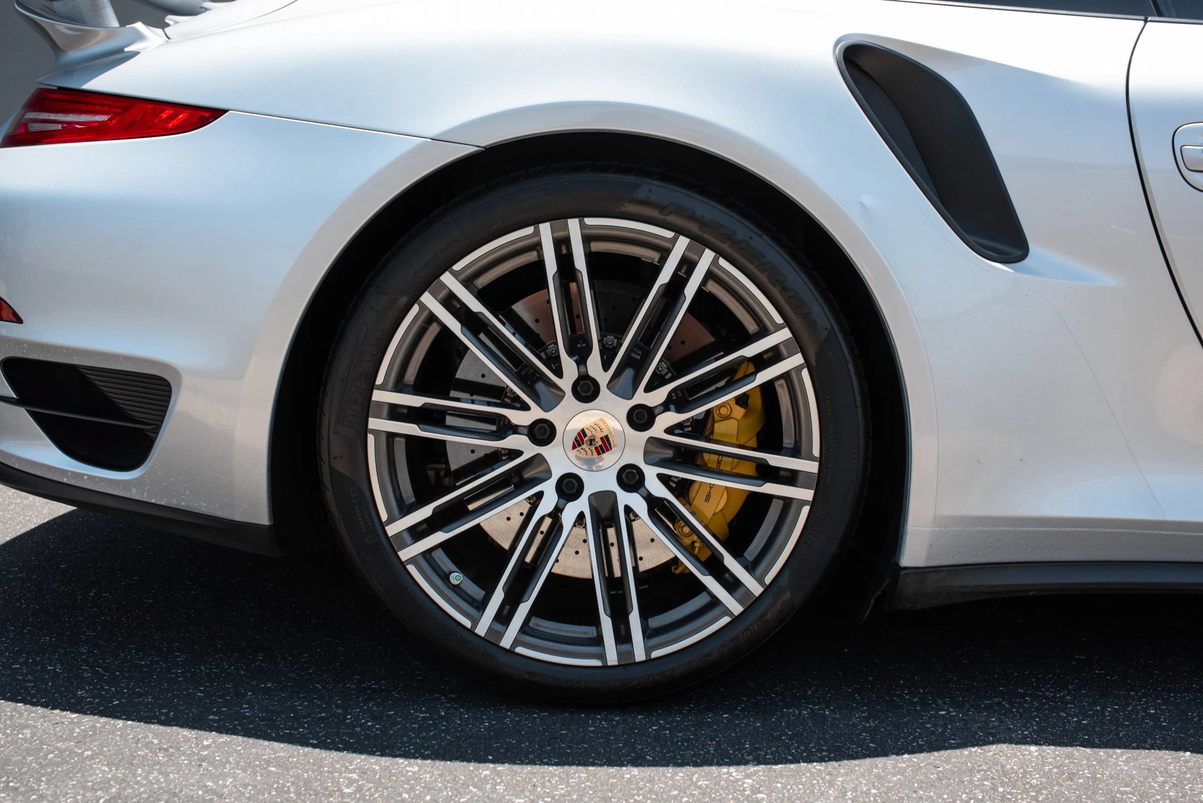 Used 2014 Porsche 911 Turbo S AWD/4WD image 42