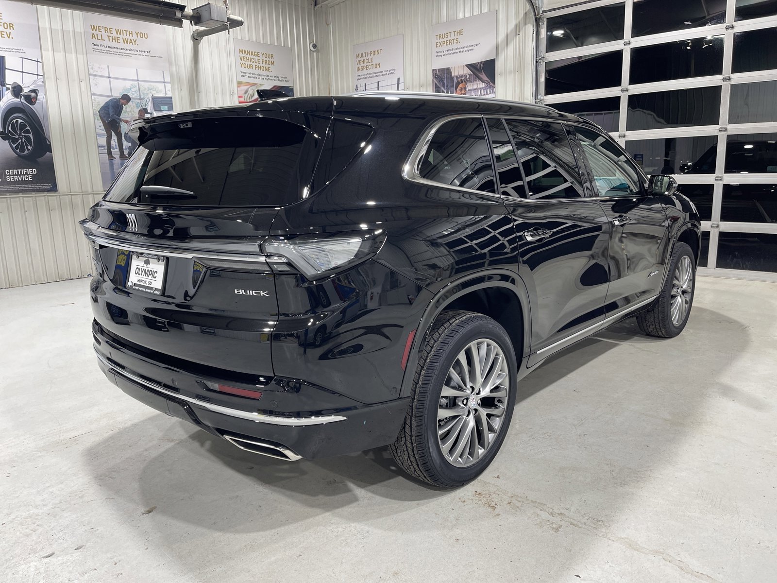 New 2026 Buick Enclave Avenir w/ Super Cruise Package image 8