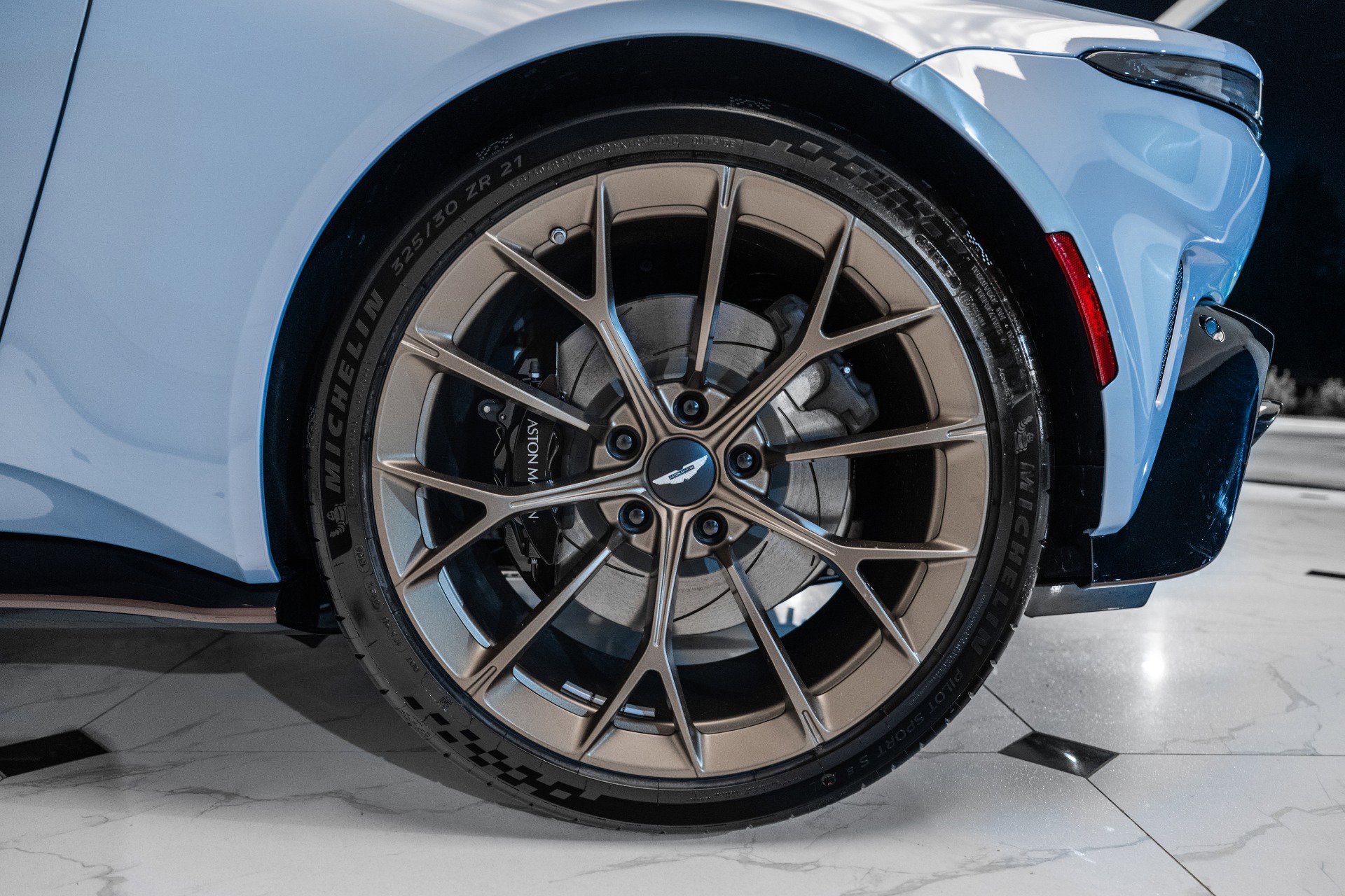 New 2026 Aston Martin V8 Vantage Coupe image 41