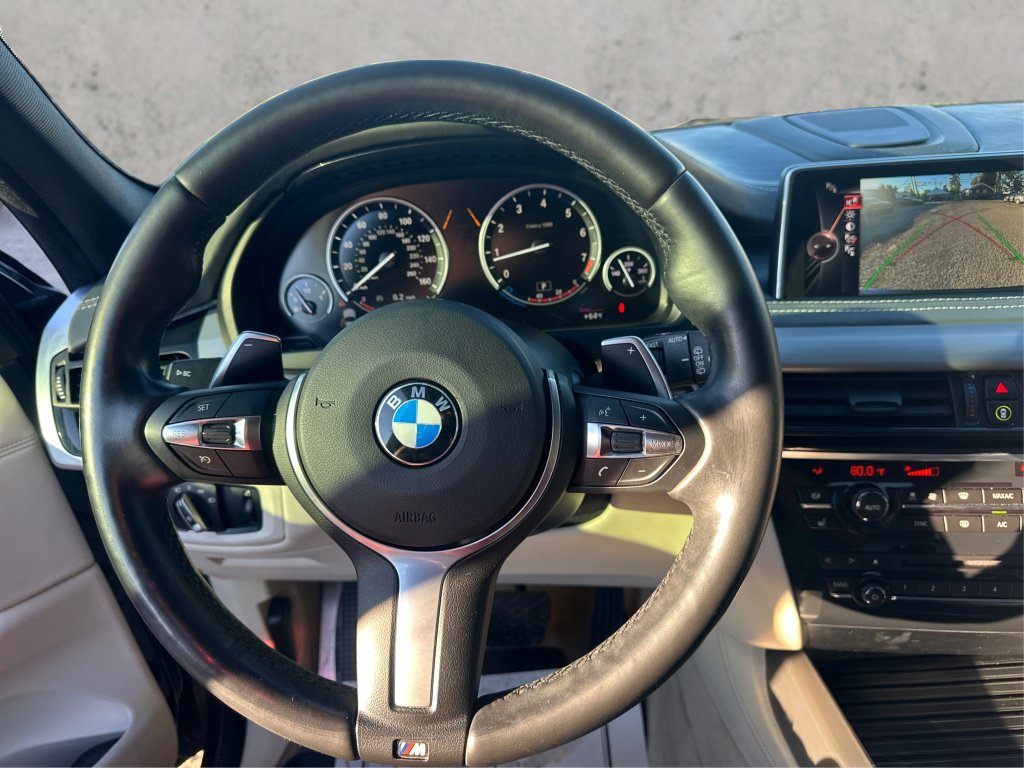 Used 2016 BMW X5 xDrive50i w/ Dynamic Handling Package AWD/4WD image 27