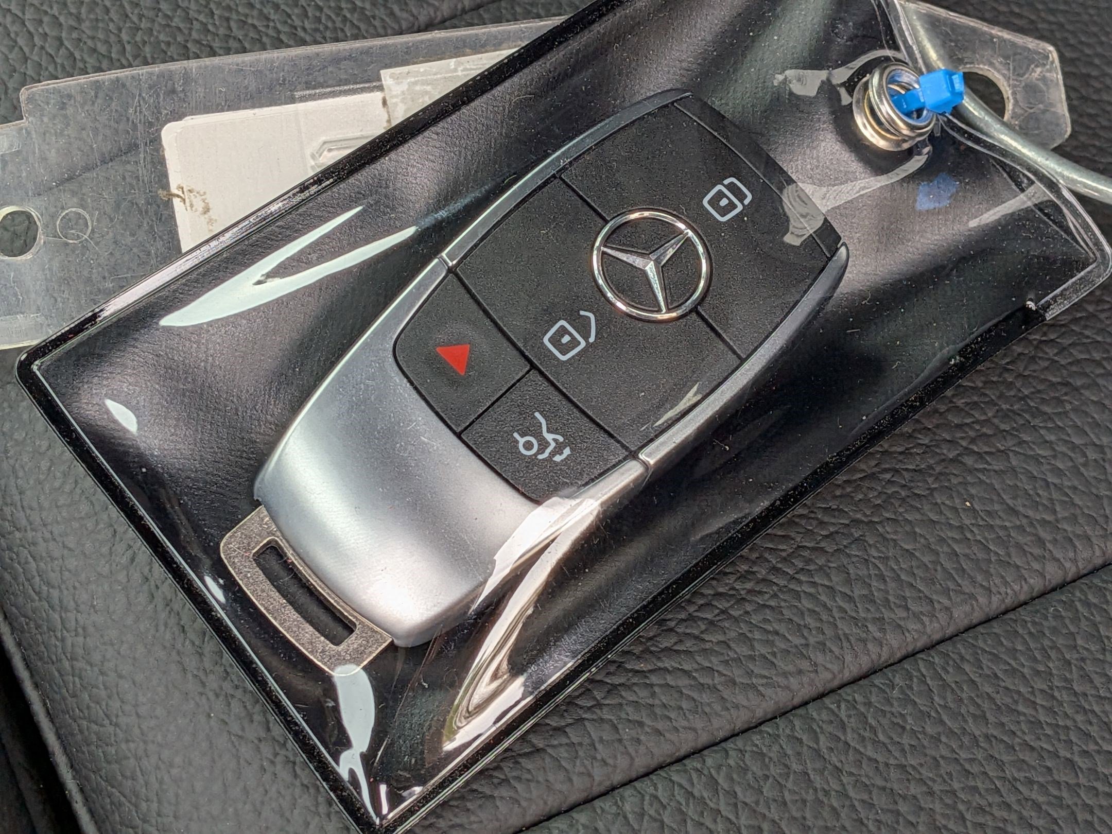 New 2026 Mercedes-Benz GLB 250 image 37