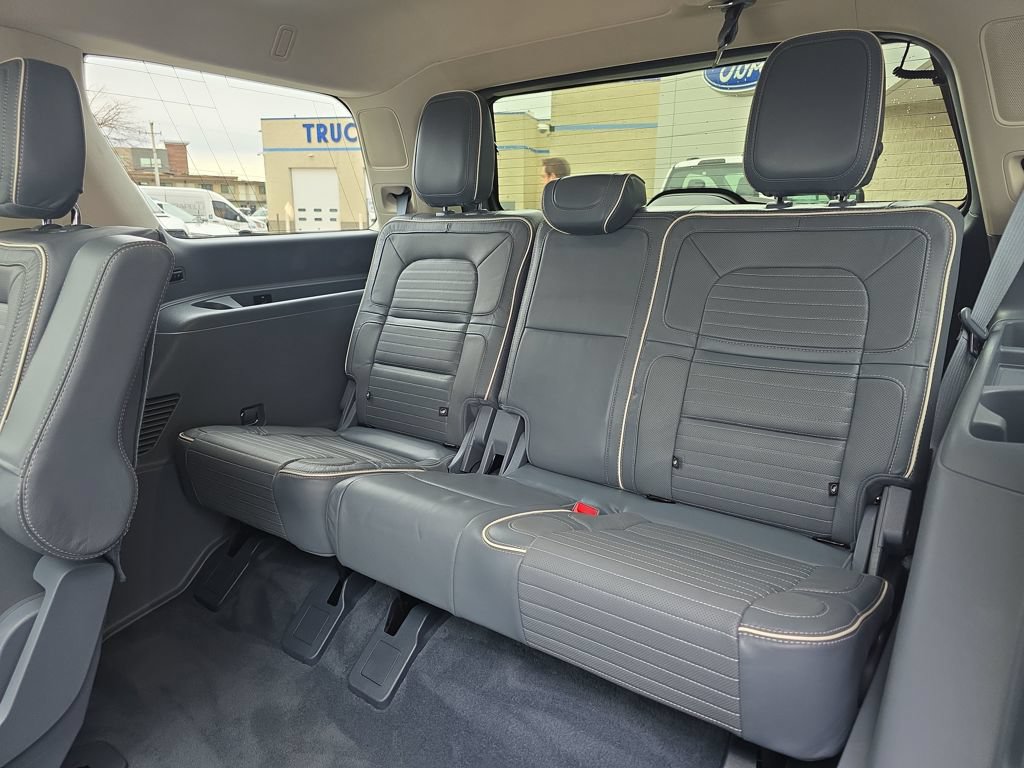 Used 2022 Lincoln Navigator Black Label AWD/4WD image 45