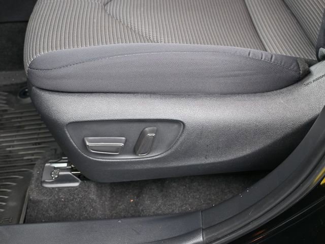 Certified 2025 Toyota Highlander LE image 25