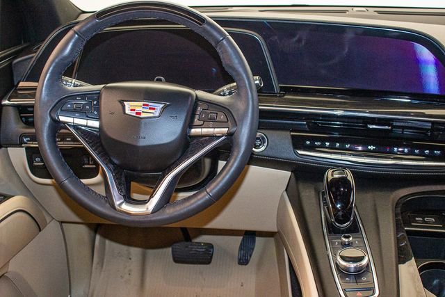 Used 2023 Cadillac Escalade Premium Luxury w/ LPO, Floor Liner Package image 18