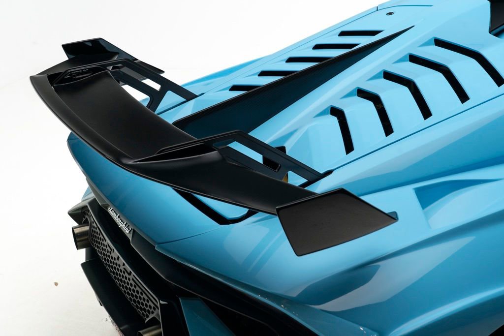 Used 2022 Lamborghini Huracan STO RWD image 59