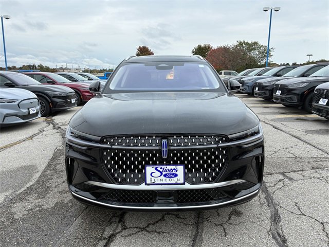 New 2025 Lincoln Nautilus Reserve image 11