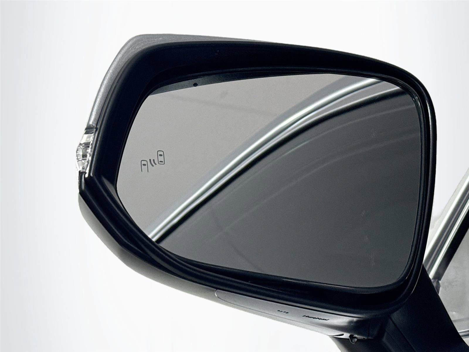 Used 2025 Toyota RAV4 XLE Premium image 10