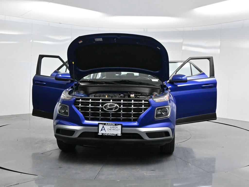 Used 2023 Hyundai Venue Limited w/ Cargo Package image 40