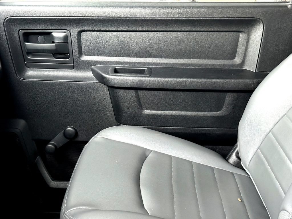 Used 2014 RAM 1500 Tradesman w/ Exterior Appearance Group RWD image 25
